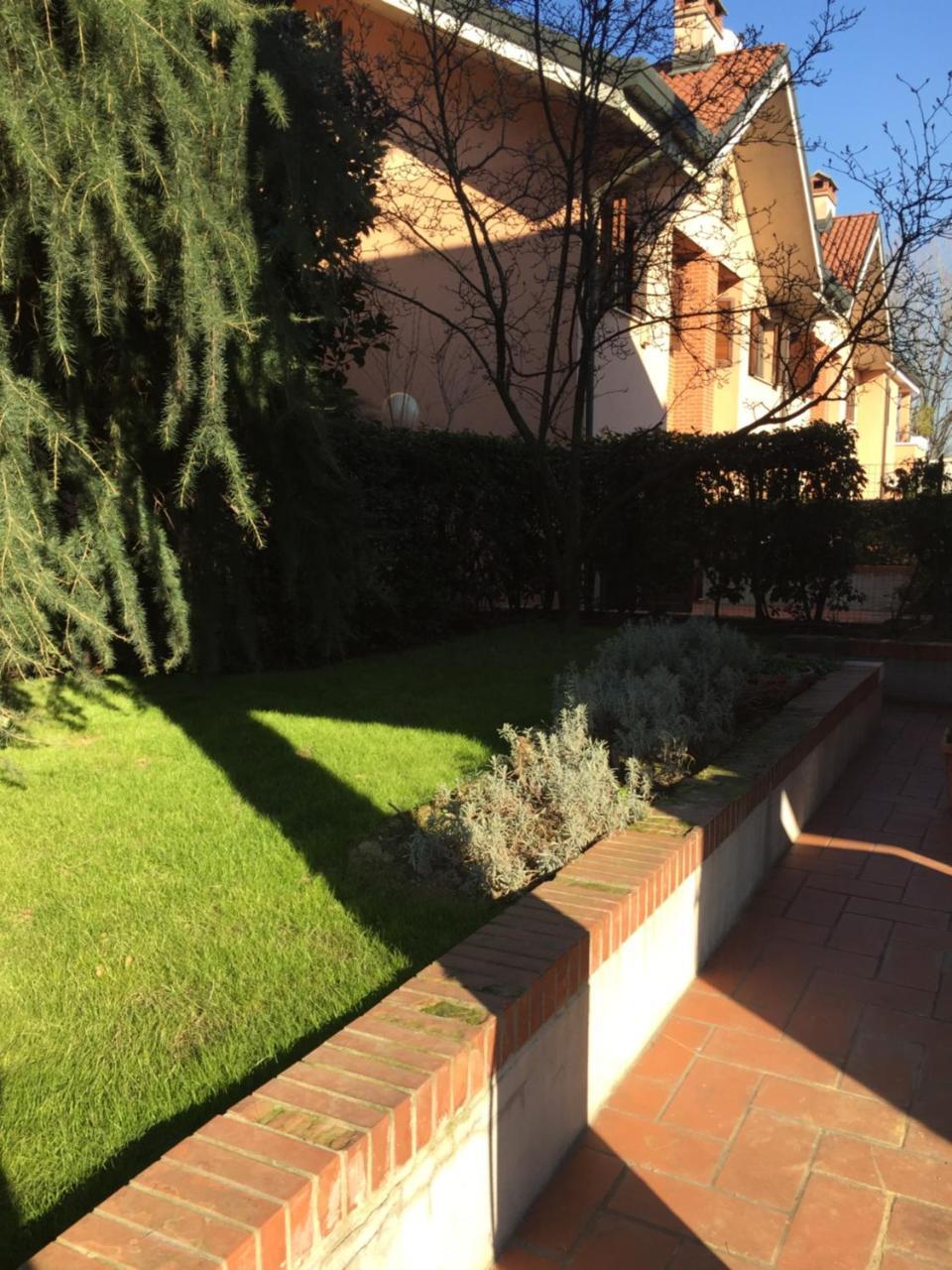 B&B Borgo Dei Fiori Rozzano Eksteriør bilde